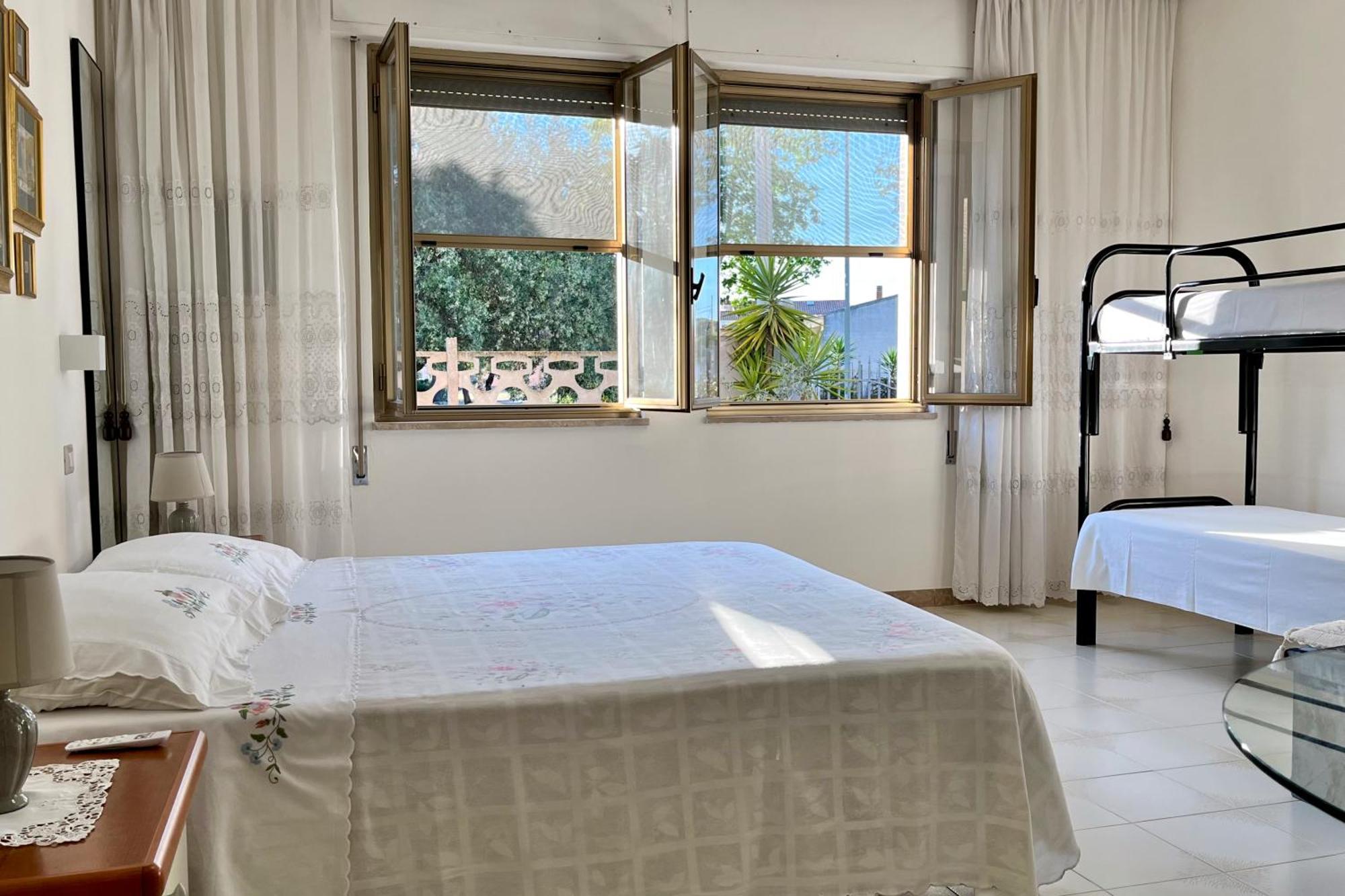 Gocciadoro Guest Apartment Solanas  Esterno foto